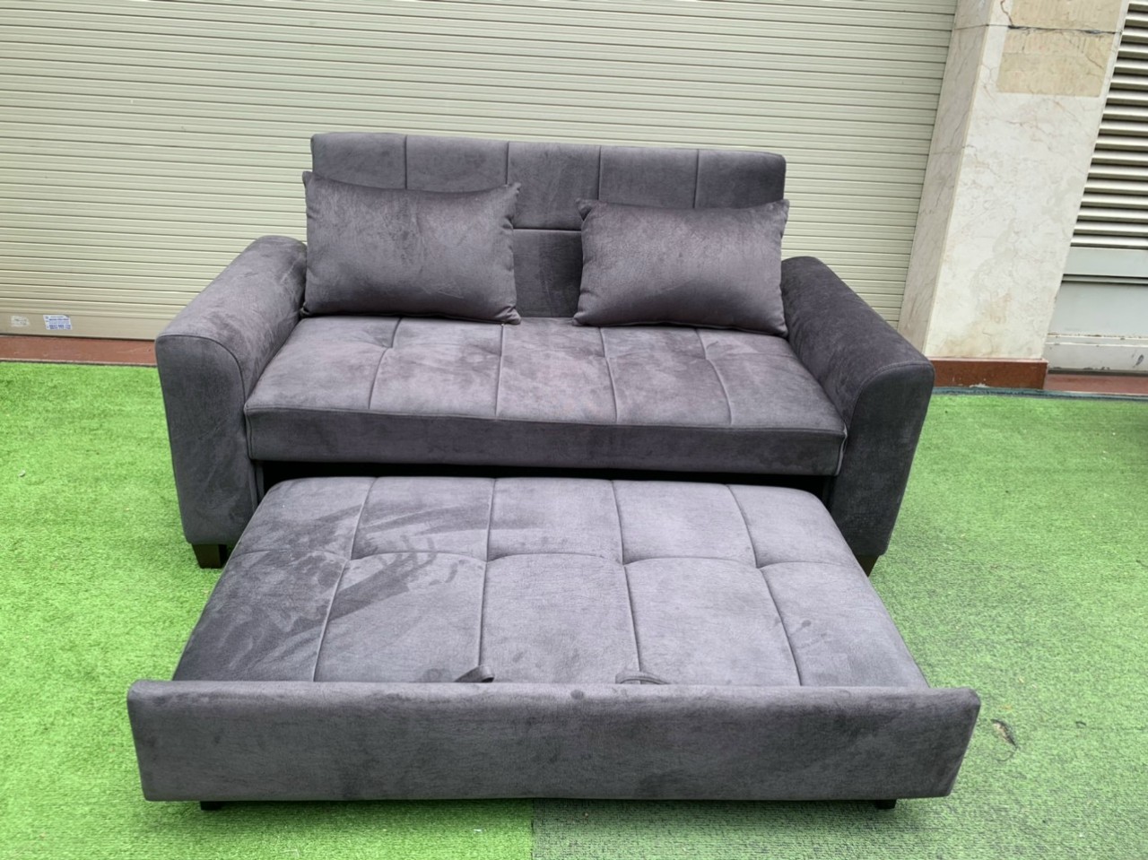 sofa-bet-1.jpg